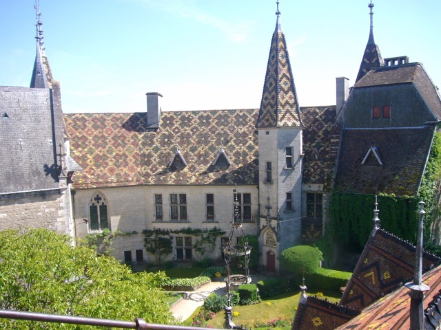 chateau de la Rochepot bis